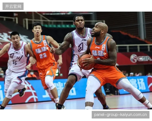 CBA浙江前场连续制造错位，攻势集中爆发